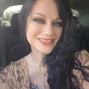 Meet your Posher, Renee